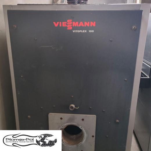 Przemysłowy kocioł olejowo-gazowy Viessmann Vitoplex 100 1400 kW – widok na front urządzenia. Oferta od Płomex-Pol.