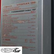 Tabliczka znamionowa przemysłowego kotła grzewczego Viessmann Vitoplex 100 o mocy 1400 kW z oferty Płomex-Pol.
