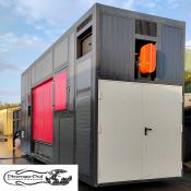 Kontenerowa kotłownia na biomasę o mocy 980 kW z pełną automatyką od Płomex-Pol – nowoczesny kontener grzewczy.