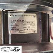 Tabliczka znamionowa silnika palnika gazowego Weishaupt G3/1-E ZD o mocy 90-630 kW oferowanego przez Płomex-Pol.